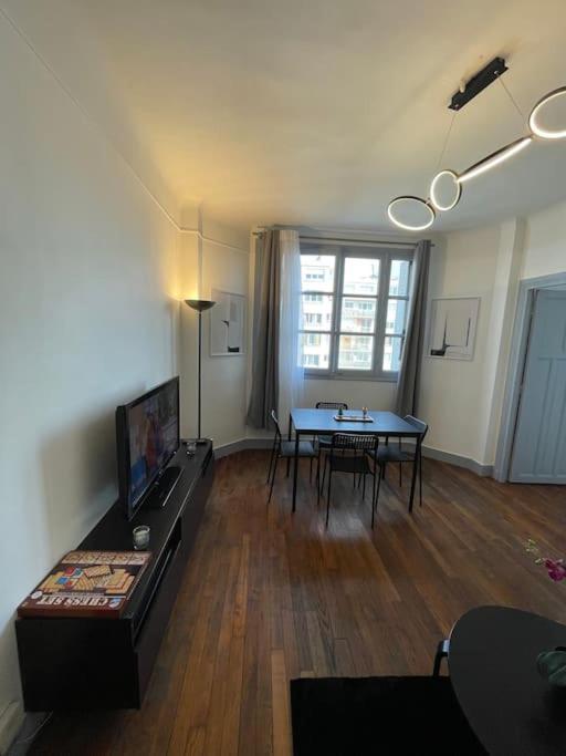 Apartamento Profitez Du Calme De Courbevoie La Defense Exterior foto